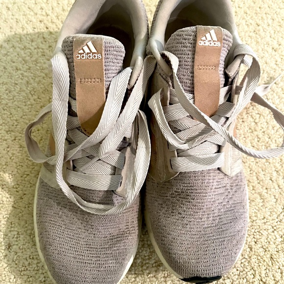 Adidas size 10 Edge Lux shoes - Picture 2 of 3